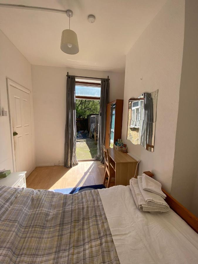 Homestay Near Tottenham Hotspur Stadium 伦敦 外观 照片