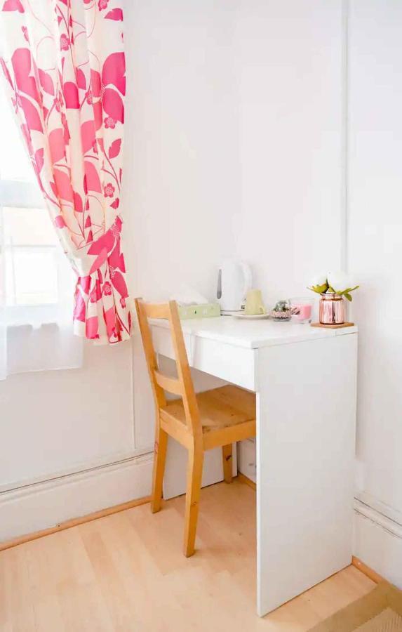 Homestay Near Tottenham Hotspur Stadium 伦敦 外观 照片