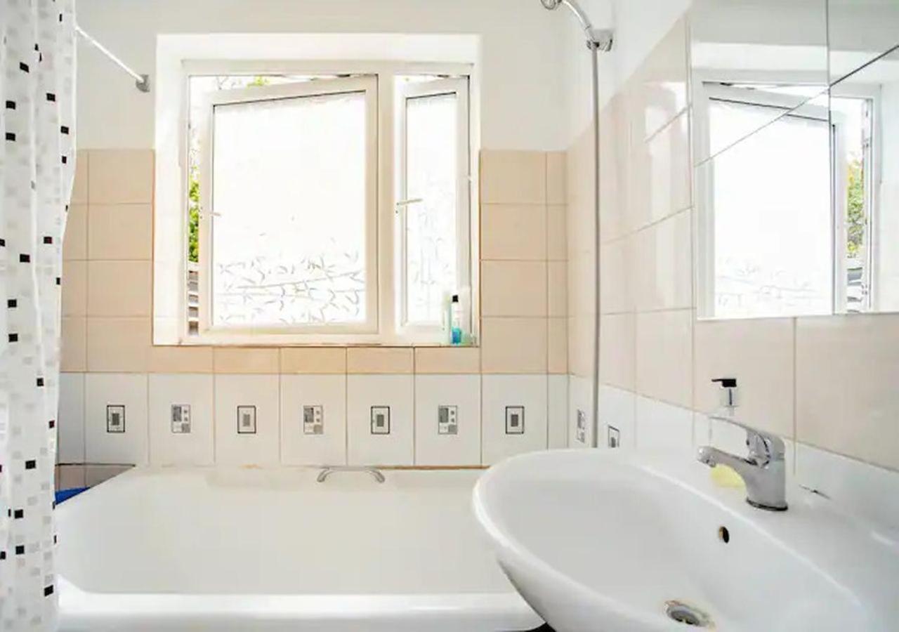 Homestay Near Tottenham Hotspur Stadium 伦敦 外观 照片